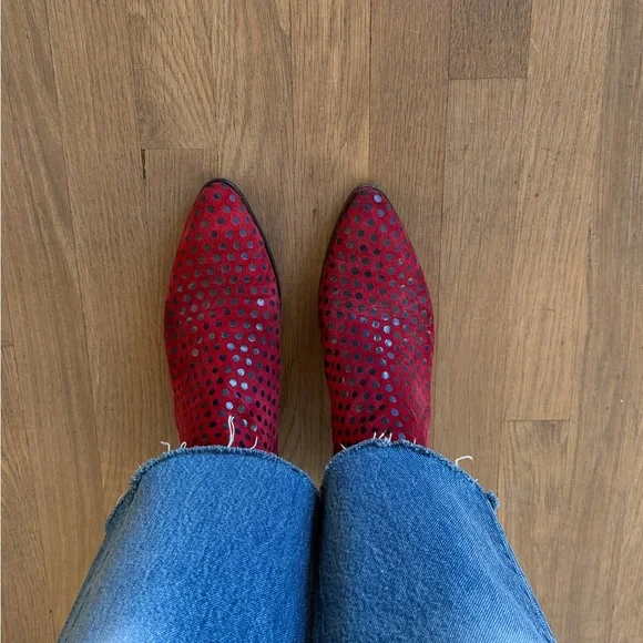 modern vice red suede polka dot chelsea boot🔴⚫️ - Picture 7 of 10